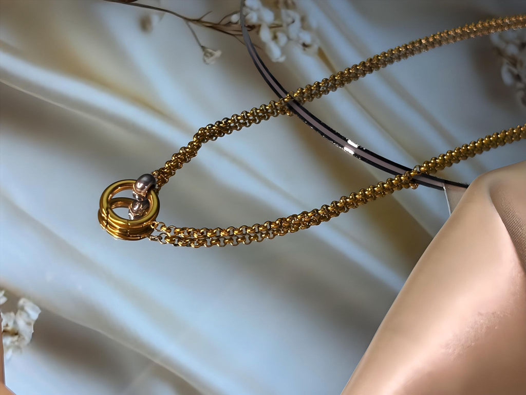 Unita D’Oro necklace